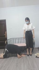 【欣主子】斯文小姐姐高跟蹂躏狗奴 bf14124_绳艺套路直播视频资源网