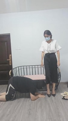 【欣主子】斯文小姐姐高跟蹂躏狗奴 bf14124_绳艺套路直播视频资源网