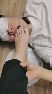 【梵高】丝袜酸奶+口水-御姐销售进一步开发 bf3303_绳艺资料库视频资源下载