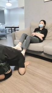 【欣欣S】帆布鞋肉丝气味羞辱 bf17912_绳艺资料库视频资源下载