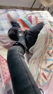 【罗宾】带素人闺蜜直接闯到狗家里 bf7585_绳艺资料库视频资源下载