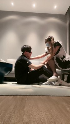 【小西】女仆装开发小狗/闻舔黑丝脚/强迫升水 bf27440_绳艺资料库视频资源下载