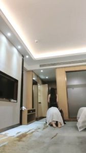 【多多】性感女神吊带袜诱惑-转胯遛狗踩踏 bf27827_绳艺资料库视频资源下载