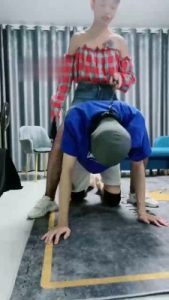 【狗哥】素人小姐姐网袜首调 bf17731_绳艺资料库