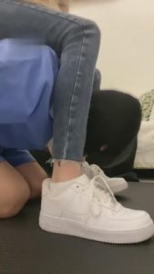 【香菜】骑马坐脸窒息舔脚闻袜 bf5254_绳艺资料库视频资源下载