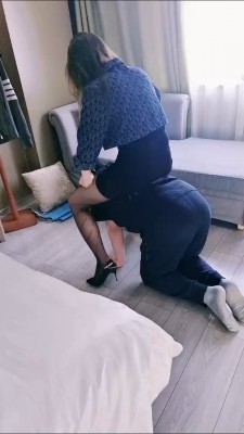 套路直播视频【玖儿】黑丝高跟御姐骑马/舔脏鞋/碾压喂食 bf26091_绳艺资料库