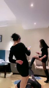【丝绮】双S黑丝美腿踢踹/踩踏【双视角版】 bf22058_绳艺资料库视频资源下载
