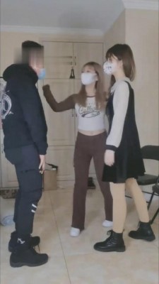 【小怡不吃野兔】姐妹s暴虐/强迫闻臭袜子 bf9723_绳艺资料库视频资源下载