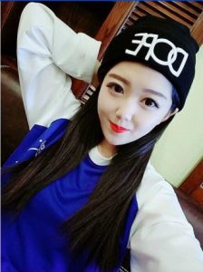 超美现役60KG级跆拳美女教练踢打!_绳艺资料库