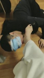 【文文文】白袜窒息-腿绞-深喉 bf3386_绳艺套路直播视频资源网