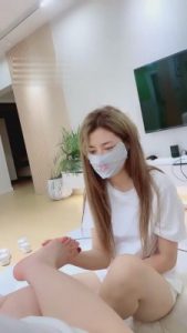【一诺大小姐】开发素人闺蜜做狗 bf2333_绳艺套路直播视频资源网