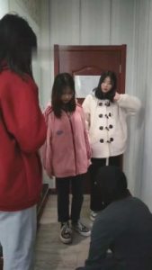 【开发素人】三素人精神小妹首调狗 bf7286_绳艺资料库视频资源下载