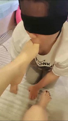 套路直播视频【咩祖】原味裸足狂舔 bf26685_绳艺资料库