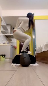 【狗哥】瑜伽女教练原味鞋袜羞辱 bf22748_绳艺资料库视频资源下载