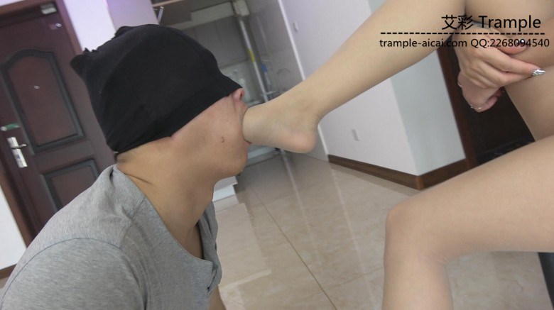 冷柔高跟丝袜脚深喉_绳艺资料库