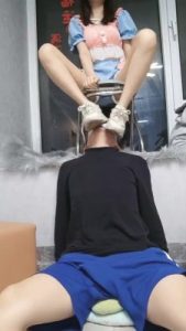 【丫丫】高帮鞋+高跟鞋全体重踩踏 bf22557_绳艺资料库视频资源下载