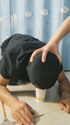 【月玖儿】情侣奴强迫绿帽狗吃脏东西 bf12925_绳艺套路直播视频资源网