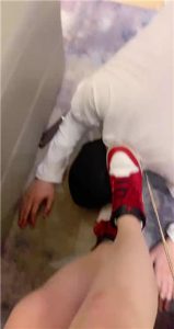 【不知名美女】超会舔脚的狗  JS230510_绳艺资料库视频资源下载