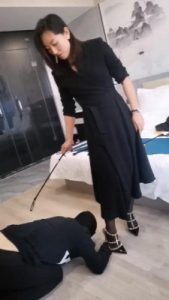 【冷御女王】各种刑罚玩贱狗 bf22452_绳艺资料库视频资源下载