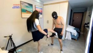 〖小溪〗对色狼下体的惩罚_绳艺资料库