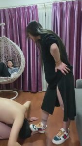 【领主老大】重刑奴耳光虐乳全体重窒息 bf9070_绳艺资料库