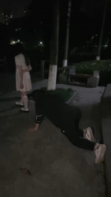 【绝美双S】姐妹花户外遛狗-捆绑树上各种羞辱 bf27478_绳艺资料库视频资源下载