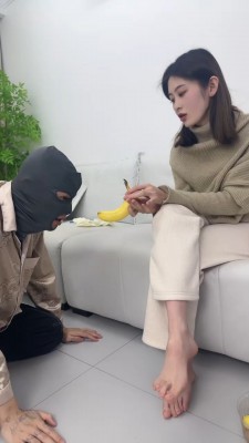 套路直播视频【狗哥】重口-踩踏食物喂食 bf26395_绳艺资料库