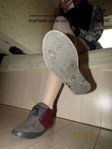 不良小女生全面脚玩弄_绳艺资料库