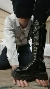 套路直播视频【枭枭】口球塞嘴长靴碾压 bf23981_绳艺资料库