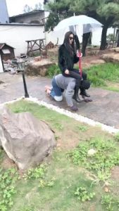 【沅芷大大】户外犬化骑马爬行/藤条抽/长靴踩踏 bf27596_绳艺资料库