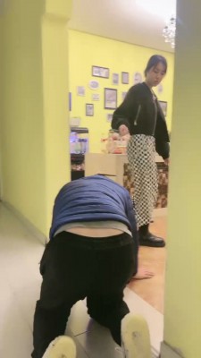 【辣妈】宾馆一楼公开处刑狗 bf20951_绳艺资料库视频资源下载