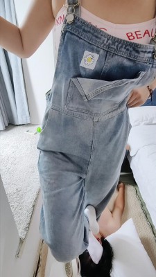 【00后小彤】运动鞋踩踏，闻鞋袜嘴洗袜子 YC-220701-3_绳艺资料库视频资源下载