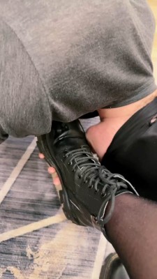 套路直播视频【宸宸S】黑丝脚深喉/水刑窒息/舔脏鞋 bf25922_绳艺资料库