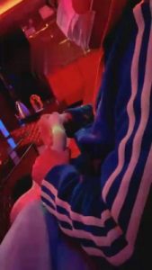 【悦主大人】KTV原味船袜羞辱同事 bf2791_绳艺资料库视频资源下载