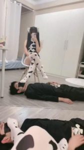 【礼礼大人】脚垫伺候奶牛服妹妹 bf22381_绳艺资料库视频资源下载