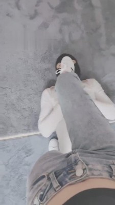 【灵竹】牛仔裤小白鞋开发 bf15012_绳艺套路直播视频资源网