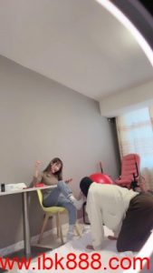 【精神小妹】舔脚专场 bf23525_绳艺资料库视频资源下载
