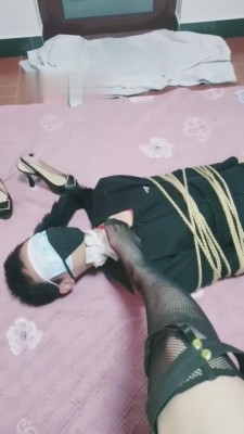 【coco】捆绑网袜训小奶狗 bf8093_绳艺资料库