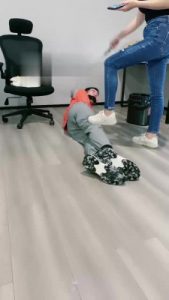 【柚子猫】捆绑训练踩踏羞辱贱狗 bf18875_绳艺资料库