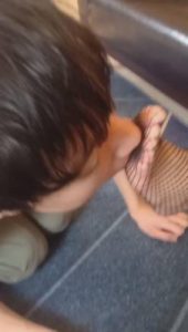 【真实】女神晴主和M讨论拍摄内容时被骂,恼羞成怒狠调嘴贱m 舔脚吃丝袜YC-220714-5_绳艺资料库