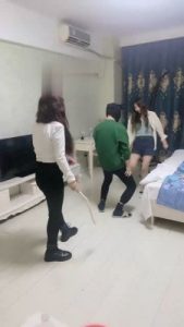 【晴儿】姐妹花狠虐父子奴【双视角版】 bf22185_绳艺资料库