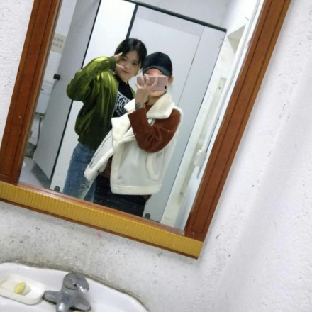 婷婷小徐第一次暴力踹裆_绳艺资料库