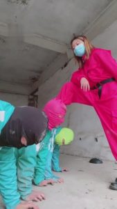 【美离子】鱿鱼游戏-户外虐三奴 bf3273_绳艺资料库视频资源下载
