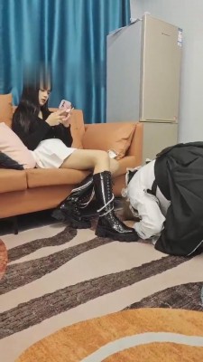 【万灵】仆人伺候富家女被虐惨 bf12416_绳艺套路直播视频资源网