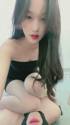【汐月】肉丝口水虐乳坐脸踩踏 bf7302_绳艺套路直播视频资源网