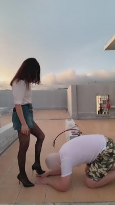 【宝爷】天台双S精神小妹暴揍 bf12943_绳艺套路直播视频资源网