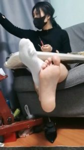 【巍一】学生S白袜恋足调 bf20290_绳艺资料库视频资源下载