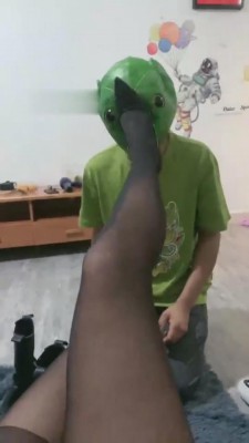 【莫妮卡卡】偷窥狂魔被逮住后 bf5567_绳艺套路直播视频资源网