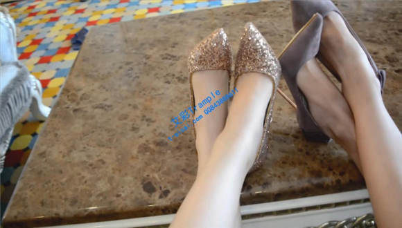 『奴隶岛』—萱萱&欣欣POV辱骂秀足底_绳艺资料库