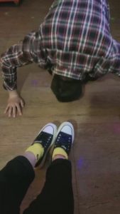 【圈内第一贱】KTV对着素人小姐姐犯贱 bf10472_绳艺资料库